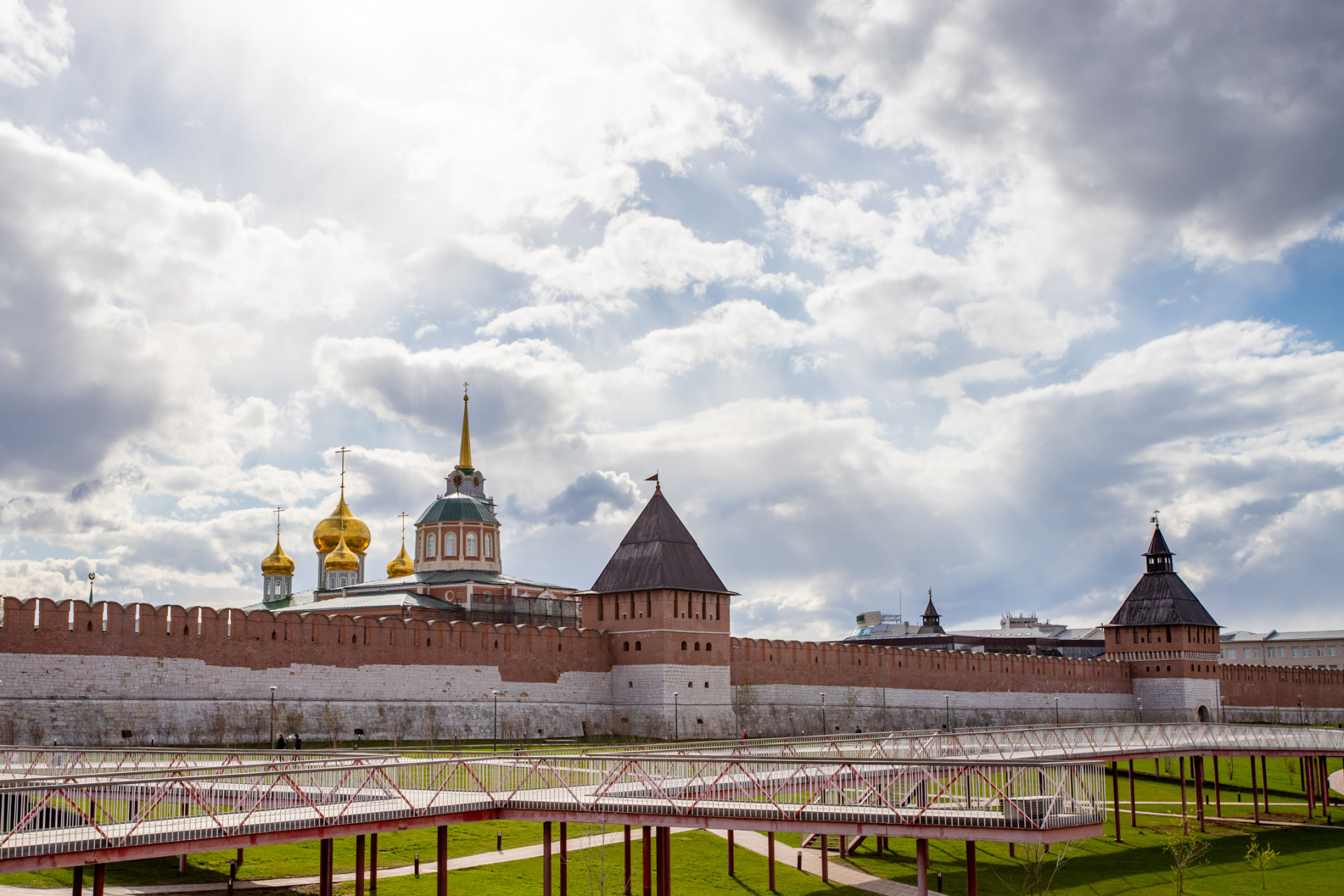 Этот город называют третьей оружейной столицей. Тульский Кремль. Кремль фото Москва. Экскурсия по Кремлю. Тула набережная.