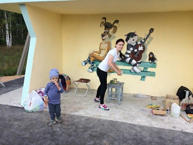 Всей семьей оформили крутую остановку!   Поддержите лайком, если не жалко) 