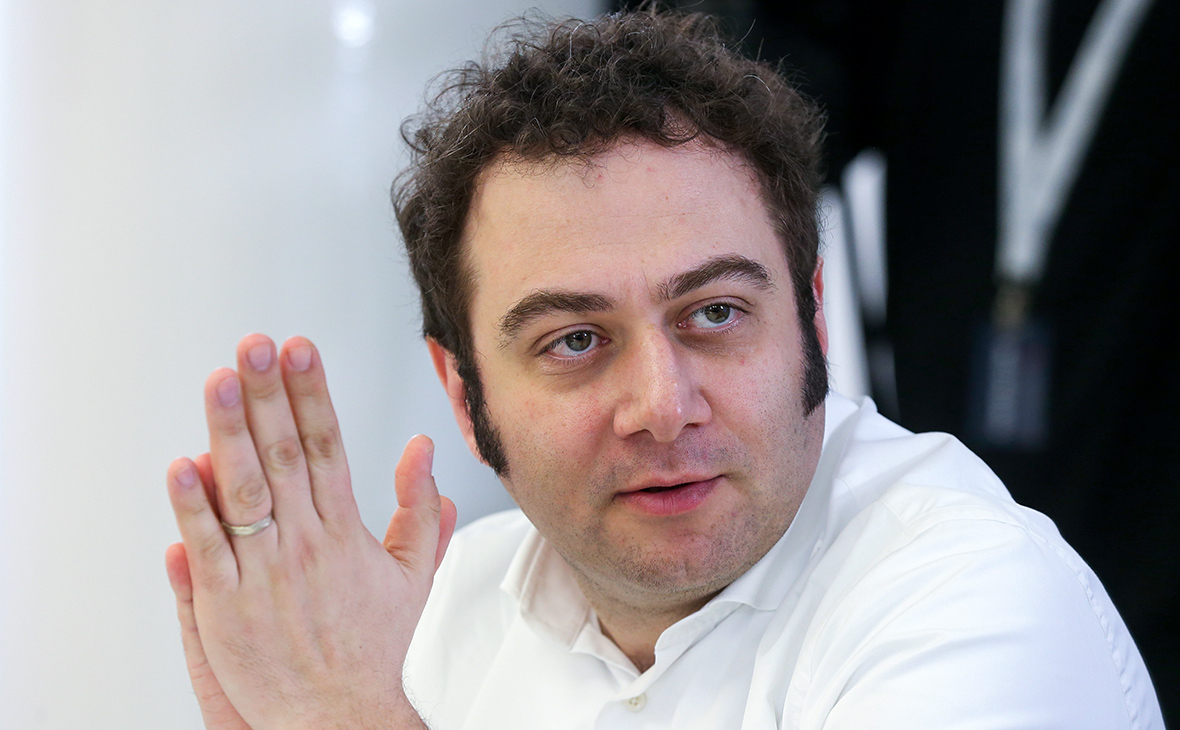 Глава «Яндекс.Такси» предложил Медведеву упростить закон для таксистов Глава «Яндекс.Такси» предложил Медведеву упростить закон для таксистов джихад мобили
