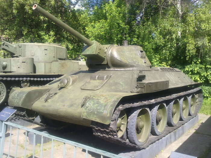 Т-34 – гордость российских бронемашин, отличающаяся простой и в тоже время гениальной конструкцией./Фото: upload.wikimedia.org