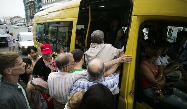 Яжебабке в маршрутке стало мало места авто и мото,автоновости