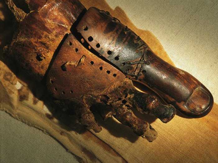 8 незаменимых вещей современности, которые придумали в далеком прошлом 