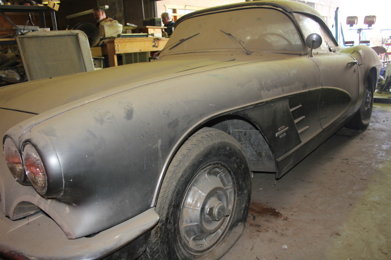 В штате Невада нашли Corvette, простоявший 44 года Corvette C1, chevrolet, corvette, general motors, находка, олдтаймер, ретро авто, спорткар