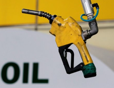 Нефть дешевеет из-за опасений о спросе