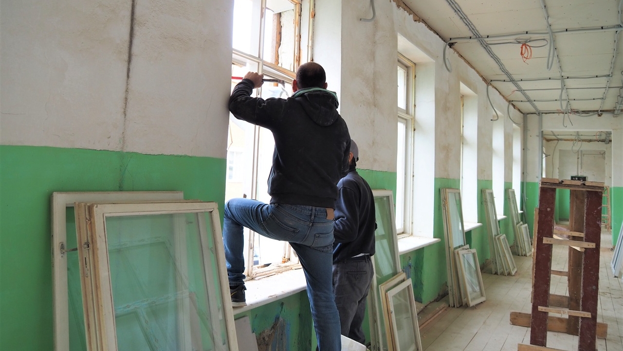 В Рузаевке активно продолжается ремонт школы №5