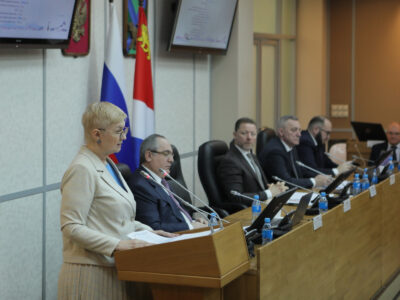 Марина Шемилина представила ежегодный доклад в Законодательном Собрании Приморского края