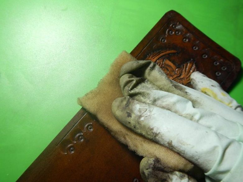 Маленькая кожаная сумочка на пояс кожаная сумочка