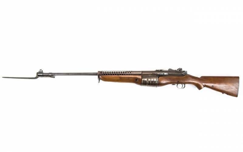 Неожиданные проблемы винтовки Мелвина Джонсона Неожиданные проблемы винтовки Мелвина Джонсона оружие