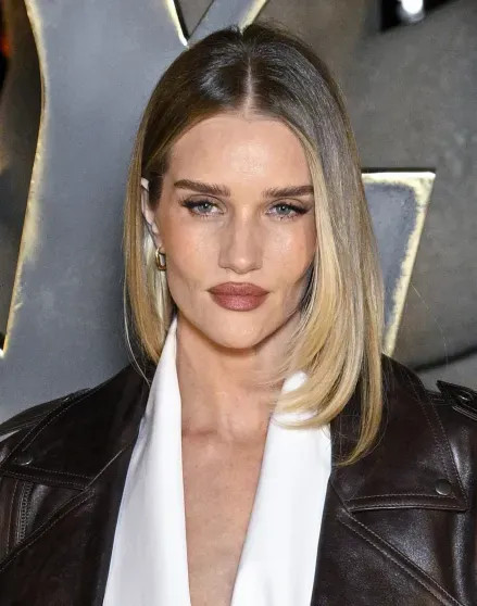 Белла Хадид, Рози Хантингтон-Уайтли, Кейт Мосс, Оливия Уайлд, Марк Эйдельштейн с девушкой и дети звёзд на показе Saint Laurent benjamin cremel,kristy sparow,laurent saintlaurent,айрис лоу,Алеся Кафельникова,алина миллер,Белла Хадид,джейн биркин,джуд лоу,зоя кравиц,Кейт Мосс,леон лурдес,Марк Эйдельштейн,матильда пино,Мишель Пфайффер,надежда ли коэн,Оливия Уайлд,Рози Хантингтон-Уайтли,татьяна чурбанова,франсуа-анри пино,Шарлотта Генсбур,эрин уоссон