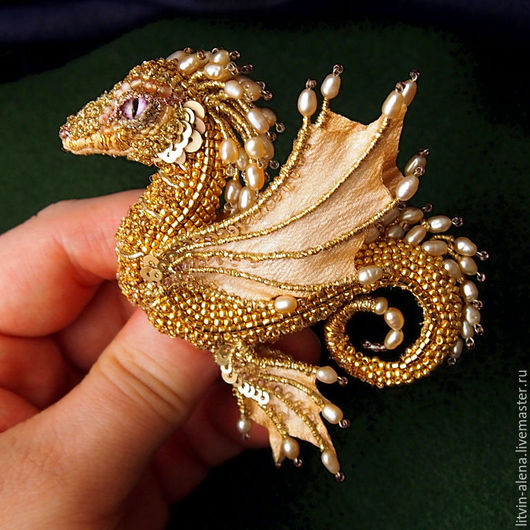 Brooches handmade. Livemaster - handmade. Buy Brooch dragon 'Margo'. Brooch beads. Embroidered dragon. Golden dragon.Brooch