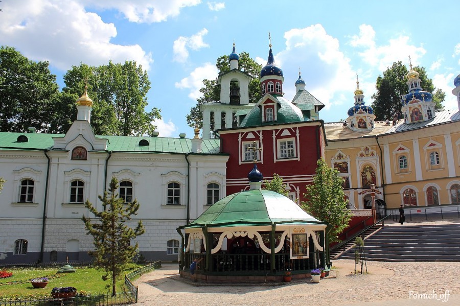 Псково Печерский монастырь