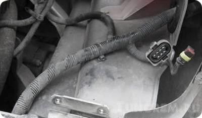 Снятие, установка и замена передней фары Lada Kalina