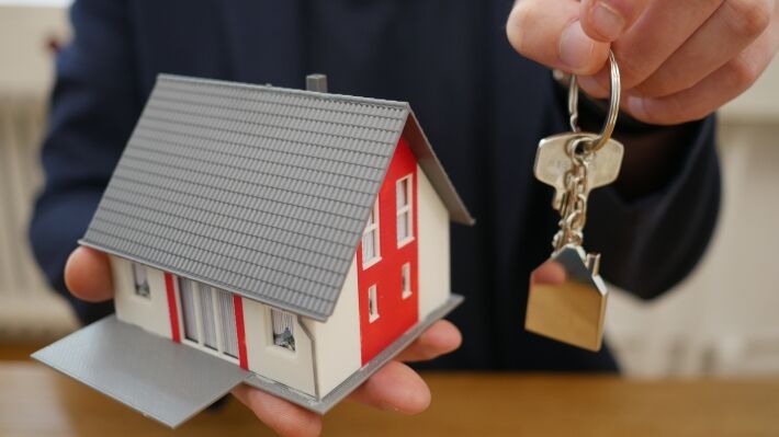 Климанов назвал базовые риски программы льготной ипотеки