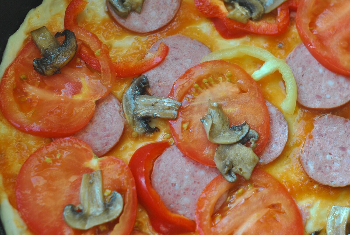 Как в пиццерии: идеальное тесто и соус для пиццы за 10 минут добавляем, тесто, пиццу, зубчиков, масло, больших, стакана, тестом, получается, вкусное, пицце, очень, помидорах, рукамВ, конце, замешиваем, шарГотовим, соусВ, травыщепотка, орегано