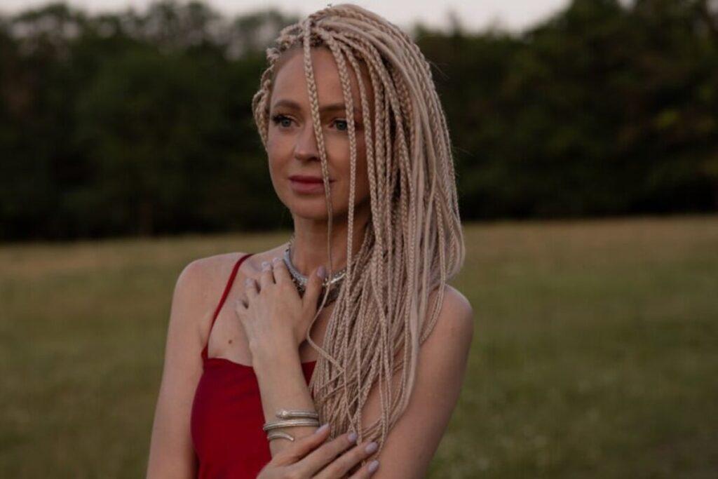 Поклонская заявила, что не исповедует христианство