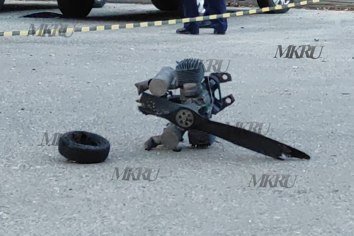 Беспилотник сбит в раменском. Беспилотник сбит в раменском. Беспилотник сбит в раменском. Где упал дрон в раменском. Фото осколков беспилотников.