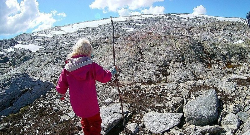 Норвежец с трехлетней дочерью совершил невероятное путешествие Норвежец с трехлетней дочерью совершил невероятное путешествие норвегия