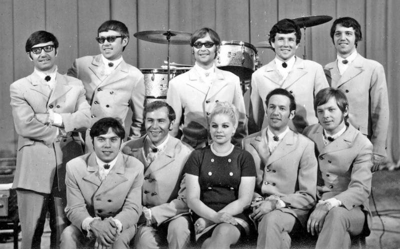 Они были первым ВИА: история «Поющих гитар» Они были первым ВИА: история «Поющих гитар» 70,группа