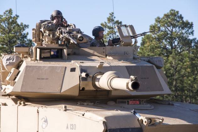 Американские танки M1A1SA приехали на Украину давно: пора поговорить о них подробнее оружие,танк