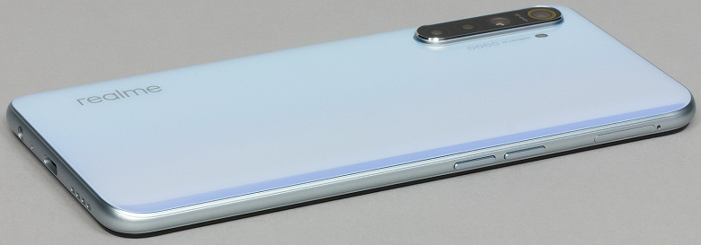 Один из лучших смартфонов за 20 000 рублей получил Android 10 с новой оболочкой