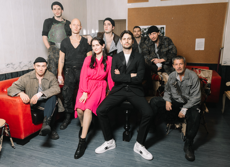 Ксения Собчак, Константин Богомолов, Максим Виторган и другие на премьере спектакля Александра Молочникова Звезды,Новости о звездах