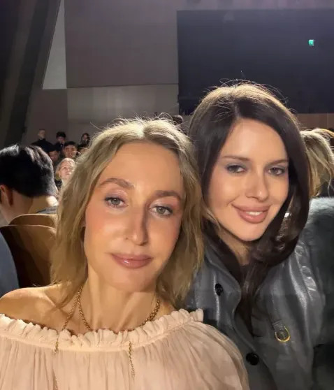 Неделя моды в Париже: Брук Шилдс, Оксана Бондаренко, Пэрис Джексон, Ксения Шипилова и Опра Уинфри на показе Chloe aurore marechal,instagram (инстаграм),социальная сеть,saint laurent,tom ford,Алекса Чанг,анна делло,ксения шипилова,лу вуд,Майкл Джексон,Нина Добрев,оксана бондаренко,Опра Уинфри,Пэрис Джексон,шилдс брук