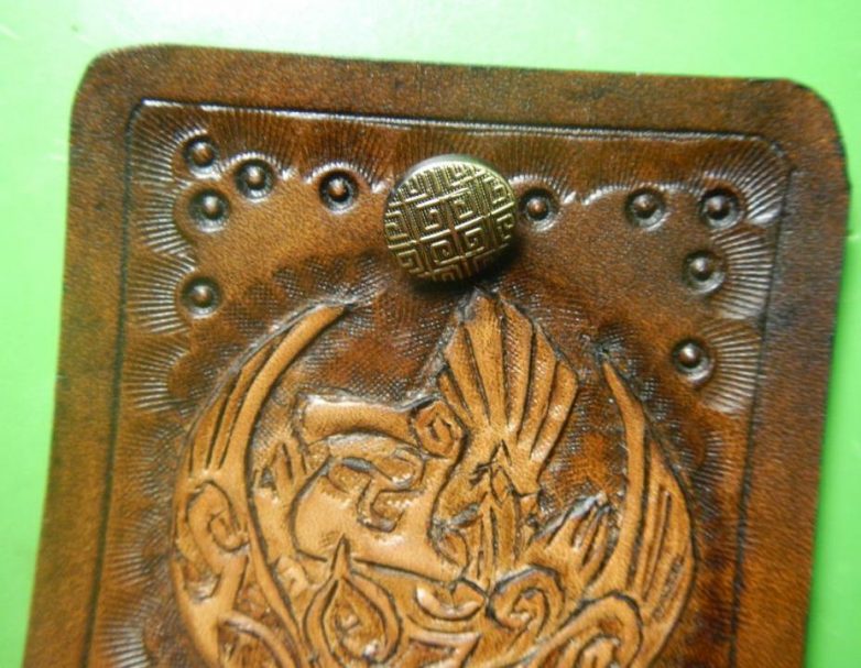 Маленькая кожаная сумочка на пояс кожаная сумочка