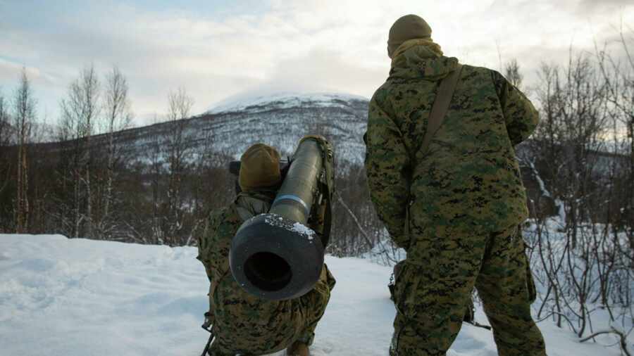 Применить по назначению: Украина использует американские ПТРК для провокации в ЛДНР