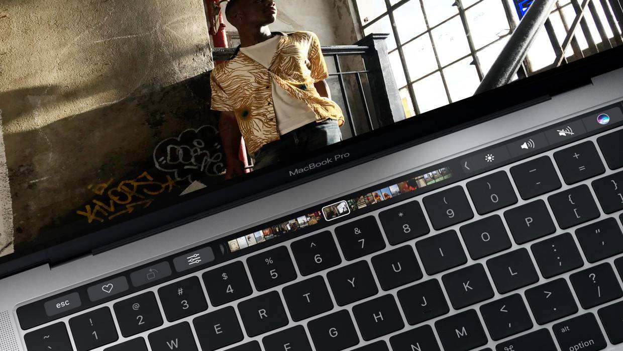Пользователь соцсети Weibo: новые MacBook Pro могут получить «челку»