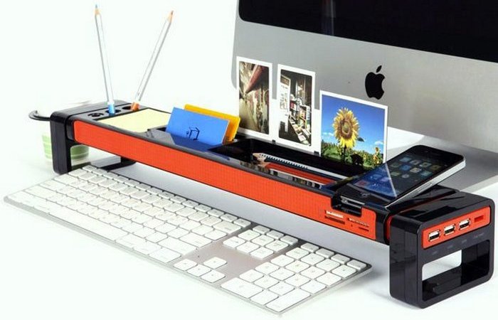 Офисный гаджет: органайзер «Cyanics Desk Organizer».