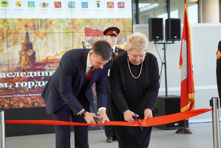 Открытие проходило в атмосфере торжественности