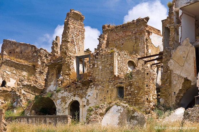 «Сайлент Хилл», Припять и еще 6 городов-призраков «Сайлент Хилл», Припять и еще 6 городов-призраков города