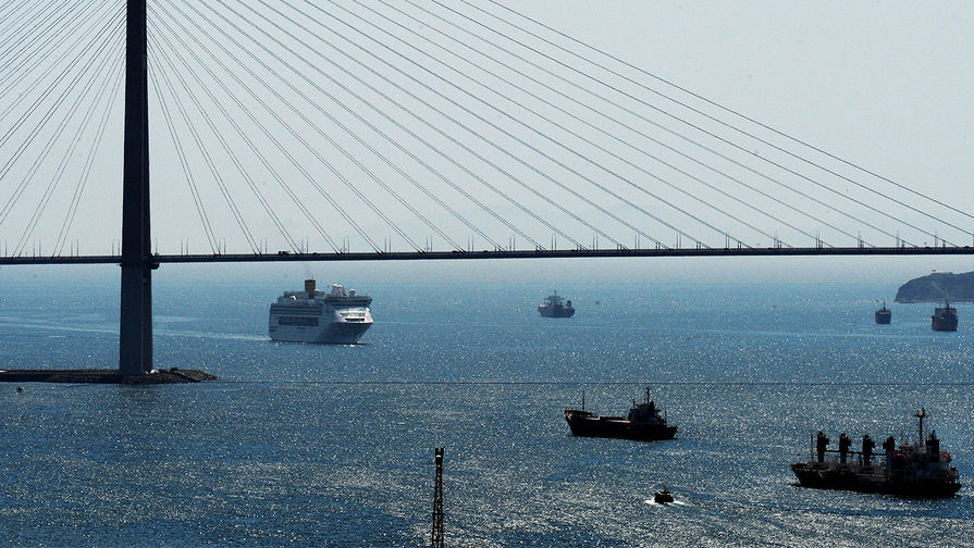 Трое моряков пострадали при взрыве газа в порту Владивостока