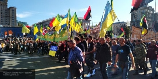 Противники «формулы Штайнмайера» по Донбассу анонсировали всеукраинское вече