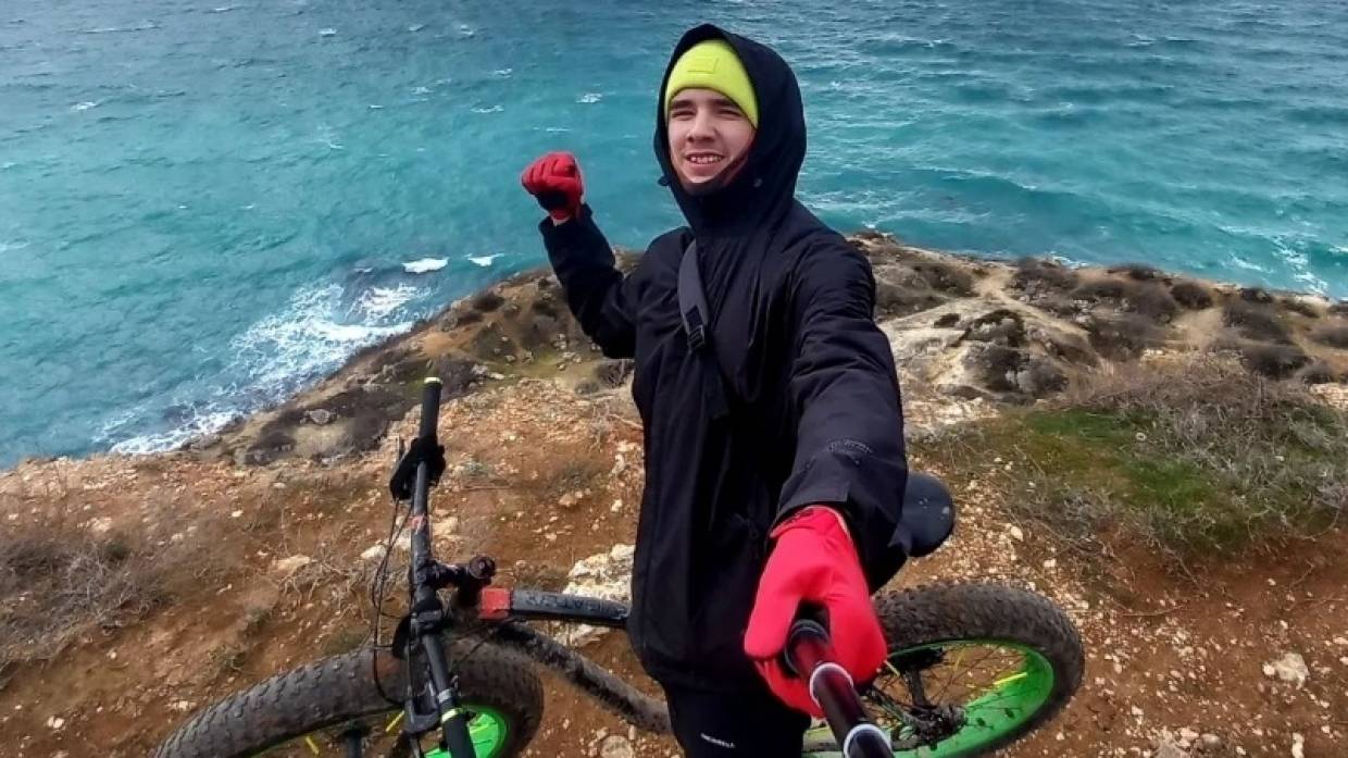 Из Крыма во Владивосток: юноша из Карелии решил проехать через всю страну на велосипеде
