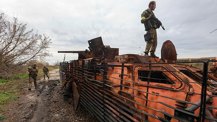 ГОТОВИТСЯ РЕШАЮЩИЙ БОЙ: ОГРОМНАЯ КОЛОННА ТЕХНИКИ ВСУ ИДЁТ В ХЕРСОН ГОТОВИТСЯ РЕШАЮЩИЙ БОЙ: ОГРОМНАЯ КОЛОННА ТЕХНИКИ ВСУ ИДЁТ В ХЕРСОН украина