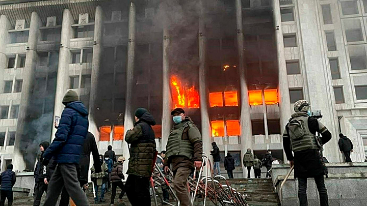 Я ПРЕКРАСНО ЗНАЮ, КАК СТРАШНЫ КАЗАХИ В ГНЕВЕ