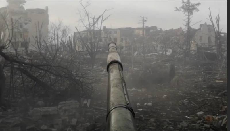 А что у нас с Бахмутом и Артёмовском? россия,украина