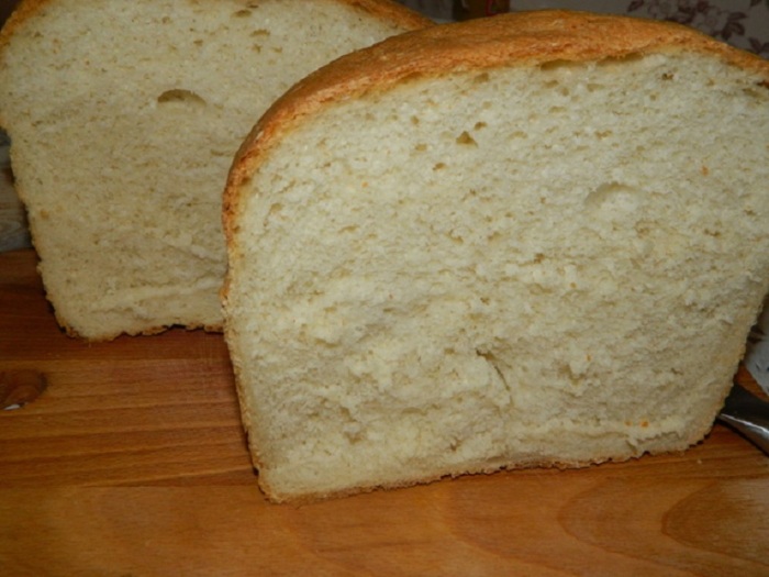 Домашний хлеб из 4 компонентов