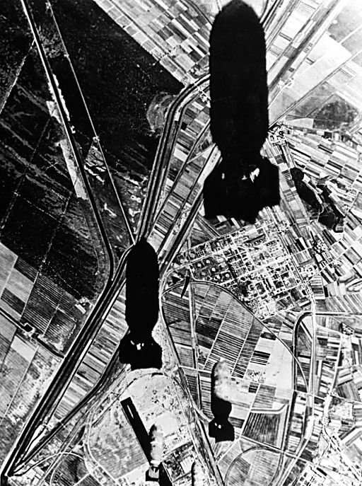 Три "мирные" бомбардировки Хельсинки. 1944 год