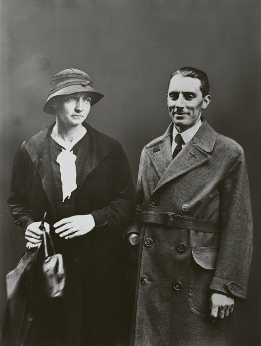 Старшая дочь Мари и Пьера Ирен с мужем Фредериком Жолио-Кюри