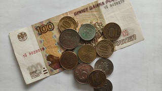 Российские купюры и монеты / Фото: amic.ru