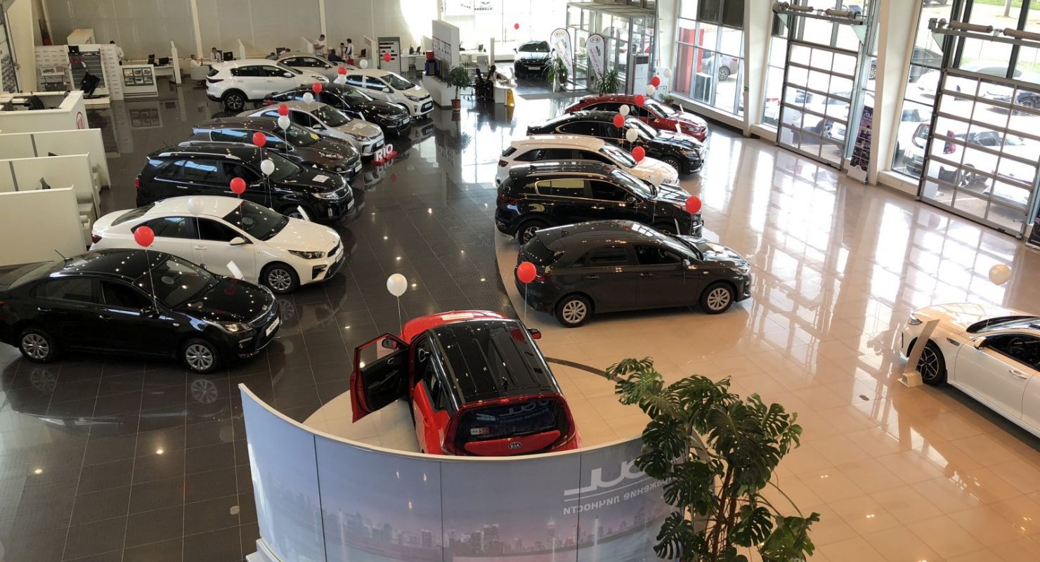 Количество дилерских центров в России за 6 лет упало на 15%