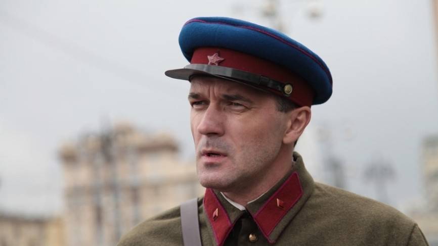 Актер Трубинер назвал шоком новость о смерти звезды сериала «Кухня» Рудакова