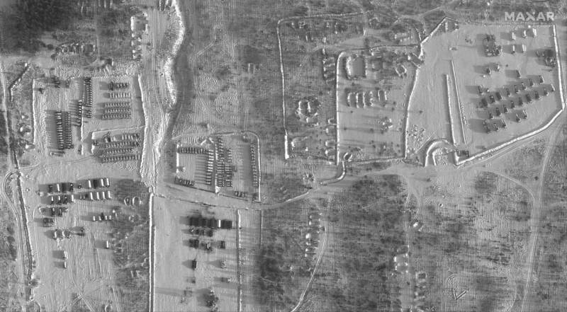 На Западае опубликовали очередную порцию снимков российской армии в Крыму и на границе с Донбассом На Западае опубликовали очередную порцию снимков российской армии в Крыму и на границе с Донбассом Украиной, артиллерийские, фотографии, боевые, границы, бригады, танки, подразделения, показывают, социальных, главнокомандующий, Между, «МстаБ», гаубицы, хранения, позиции, переместили, мотострелковый, Украины, развернул