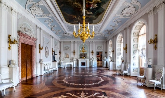 10 резиденций российских императоров, которые поражают своей роскошью 