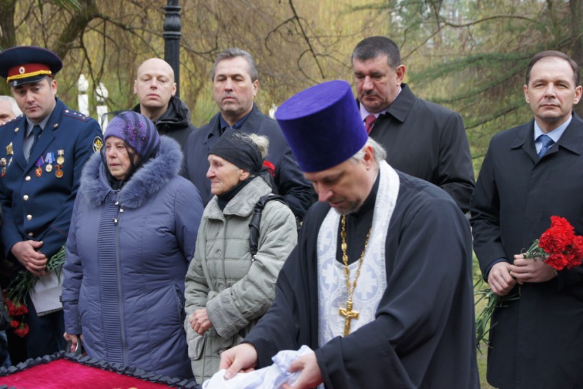 20.02.2013 на Мемориале, состоялось захоронение останков пилотов, погибших летом 1942 года в р-не Бабук-Аула