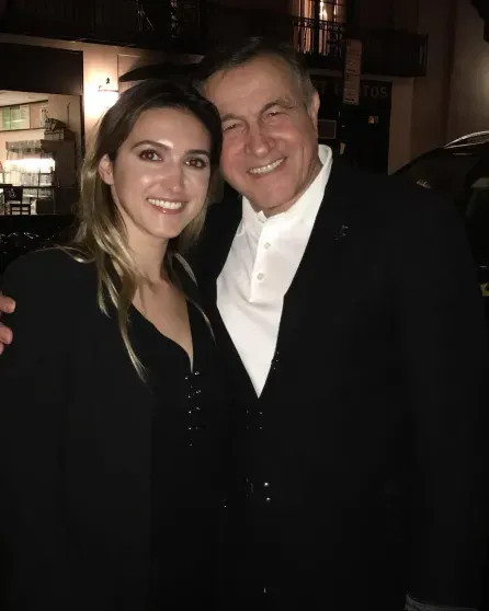 70-летний миллиардер Араз Агаларов развёлся с супругой Ириной и женился на 27-летней возлюбленной Агаларова, Crocus, Group, бизнесмен, после, Шейла, долларов, владелец, Агаларовы, более, Агаларов, компаний, группы, АгаларовыИрина, АгалароваНапомним, АгаларовыШейла, назад, детьмиЭмин, СШАИрина, живёт