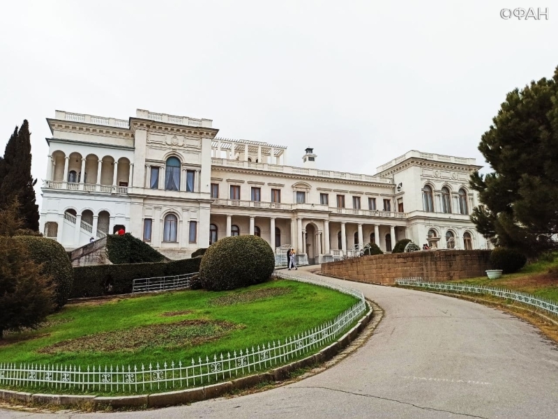 Фото ливадийский дворец внутри и снаружи