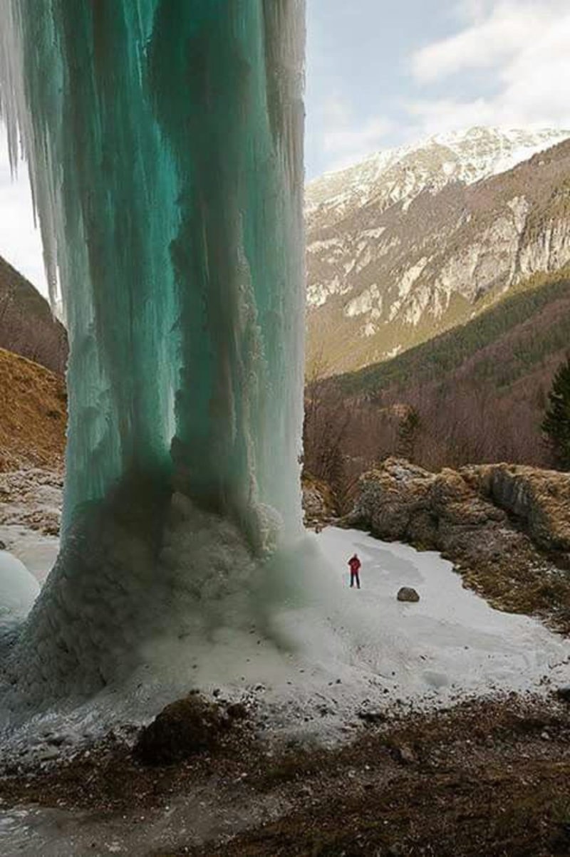 Замёрзший водопад природа, природные явления, удивительная природа